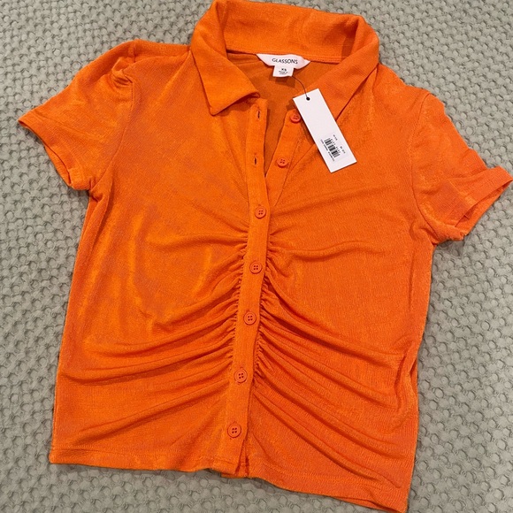 NWT! 🧡 Ruched Button Front Shortsleeve Top 🧡 HOST PICK ✨✨✨✨✨ - Picture 13 of 16